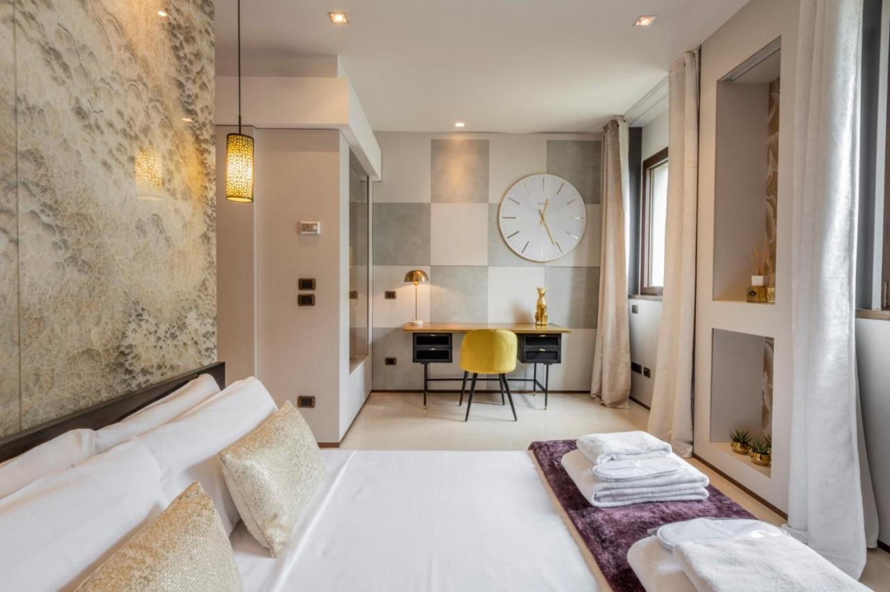 Milan Royal Suites - Centro Duomo Zewnętrze zdjęcie