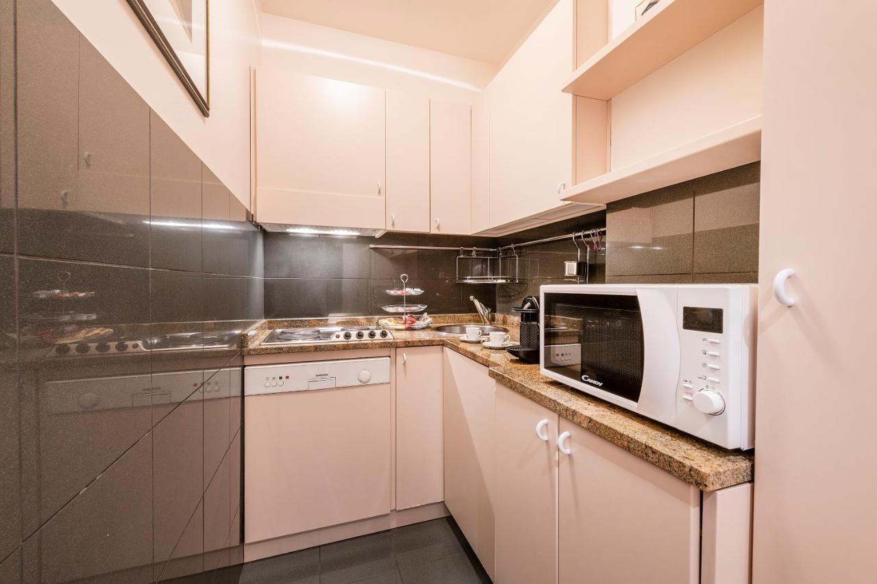 Milan Royal Suites - Centro Duomo Zewnętrze zdjęcie