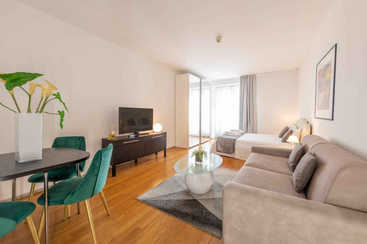 Milan Royal Suites - Centro Duomo Zewnętrze zdjęcie