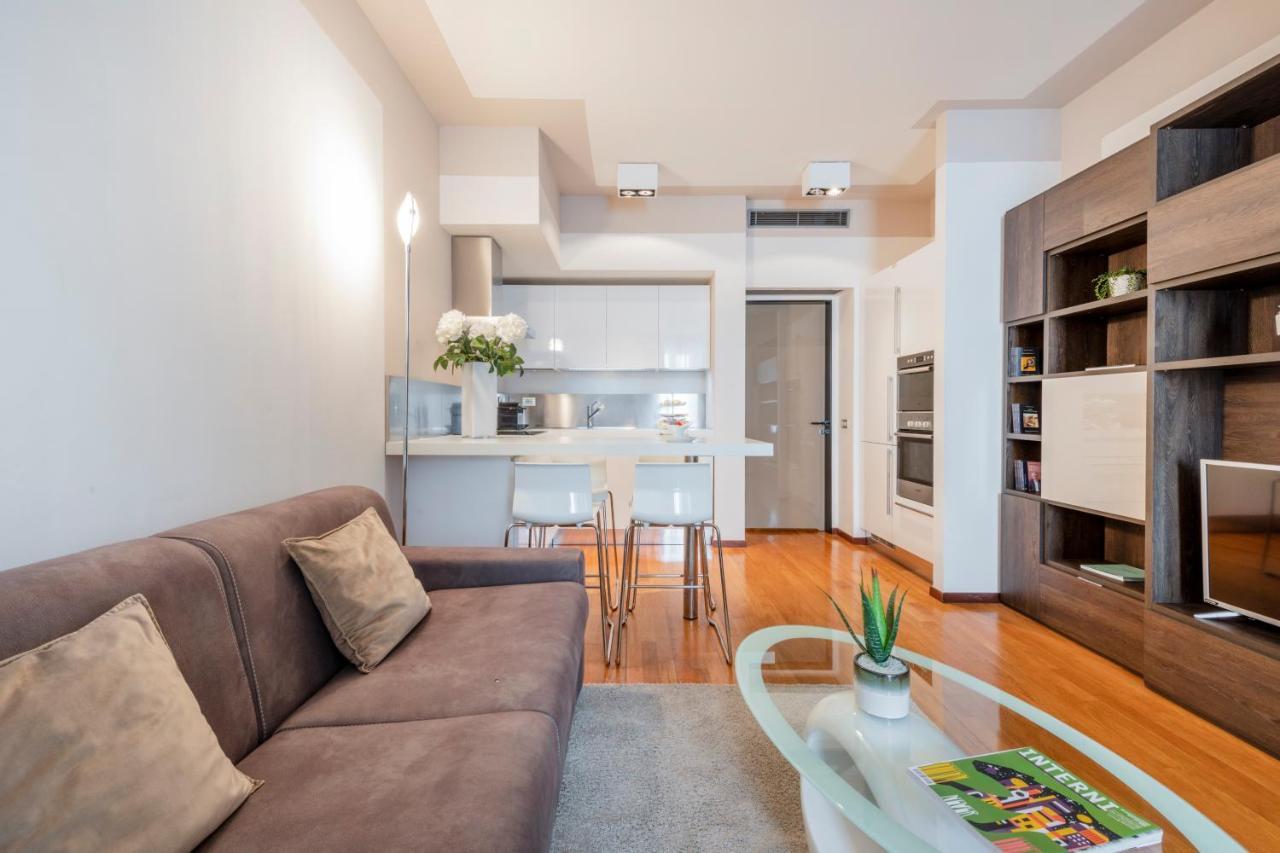 Milan Royal Suites - Centro Duomo Zewnętrze zdjęcie