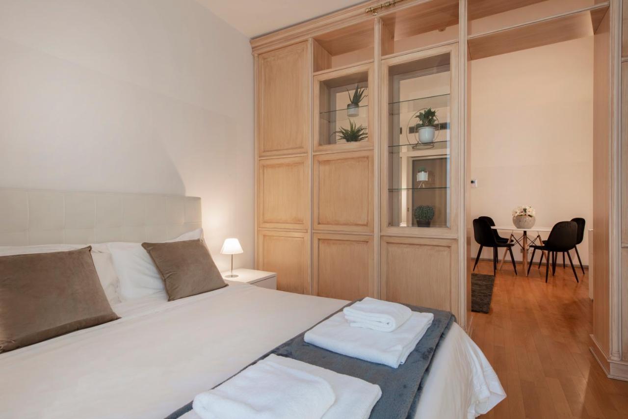 Milan Royal Suites - Centro Duomo Zewnętrze zdjęcie