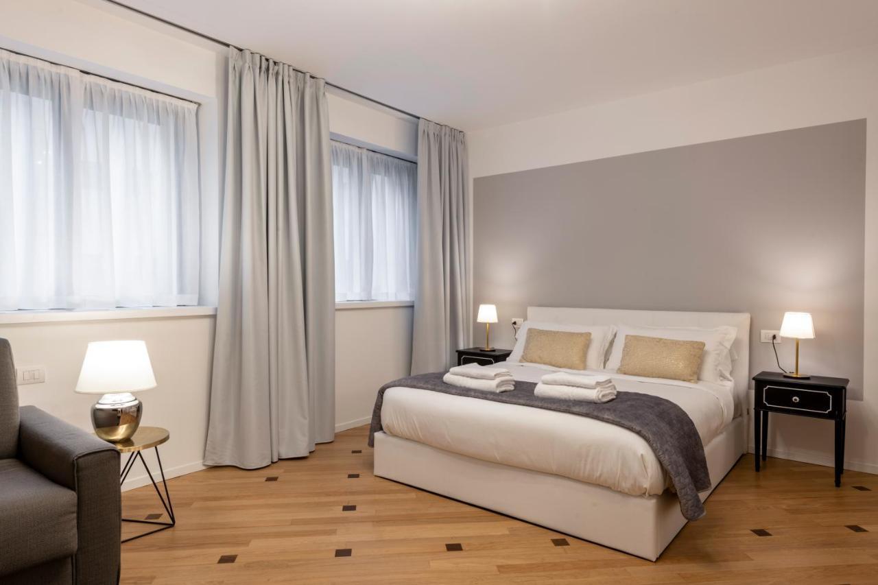 Milan Royal Suites - Centro Duomo Zewnętrze zdjęcie