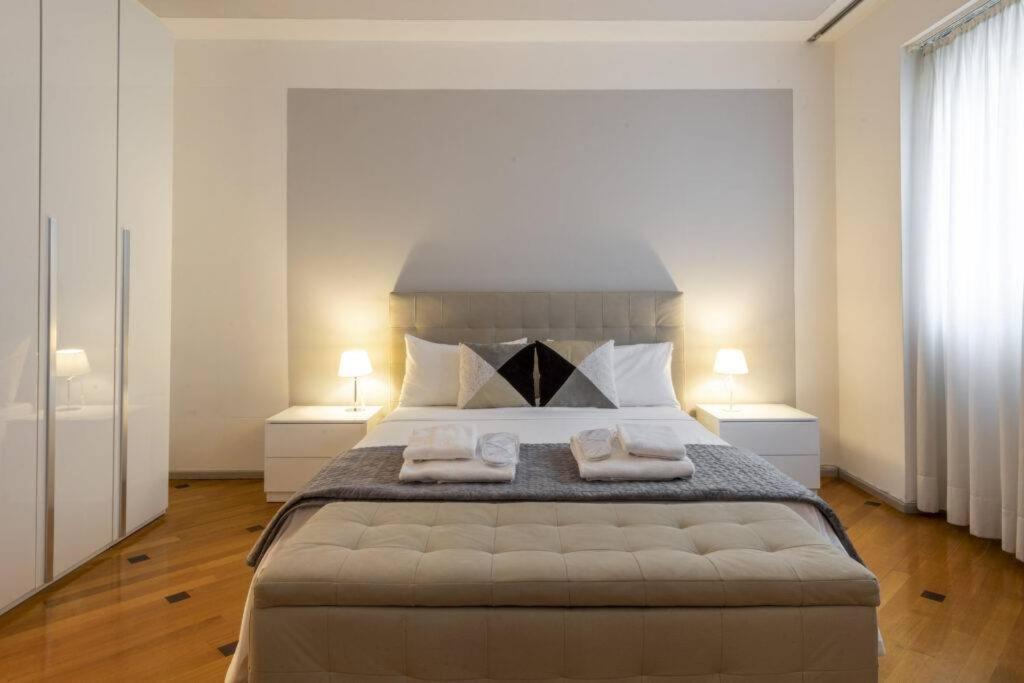Milan Royal Suites - Centro Duomo Zewnętrze zdjęcie