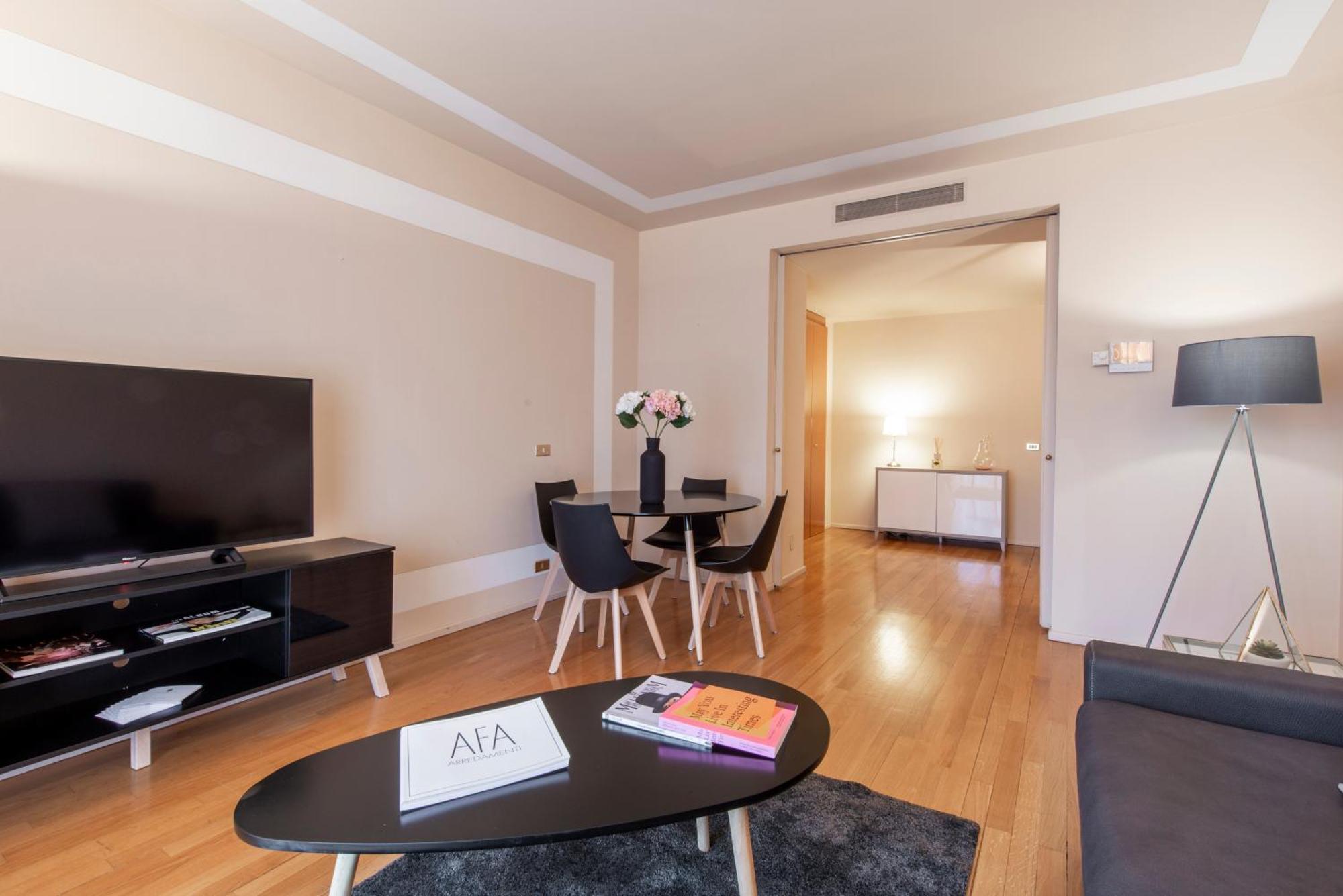 Milan Royal Suites - Centro Duomo Zewnętrze zdjęcie